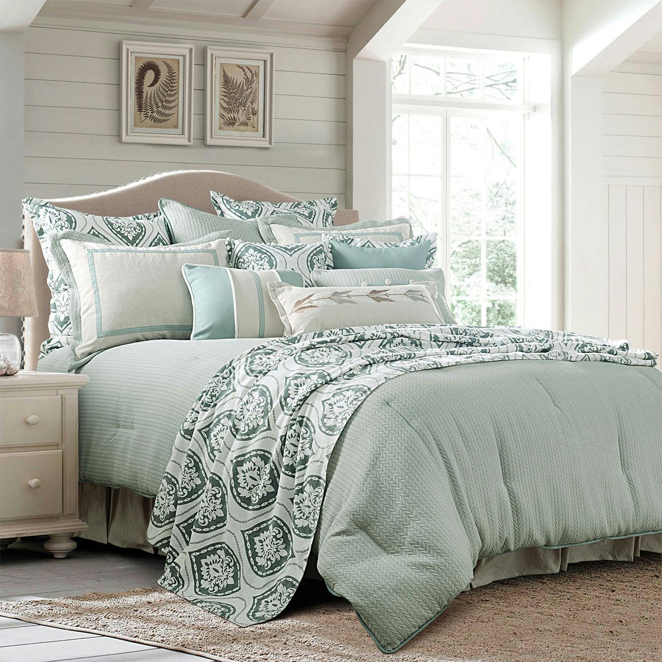 Belmont Comforter Set Green White by HiEnd Accents Fy
